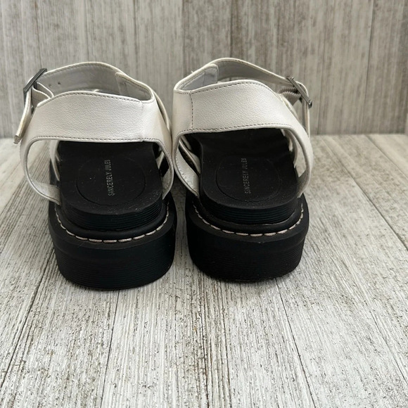 SINCERELY JULES Daring Chunky Lug Sole Vegan Flatforms Sandals Size 8 - Picture 7 of 7